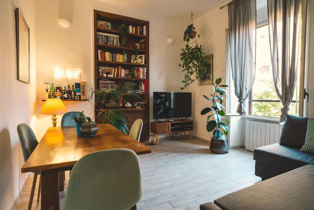רומא Vaticano/Trastevere Floreal Suite מראה חיצוני תמונה